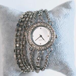 Silver Tone Multi Strand Crystal Rhinestone Bracelets Ladies Watch New Battery